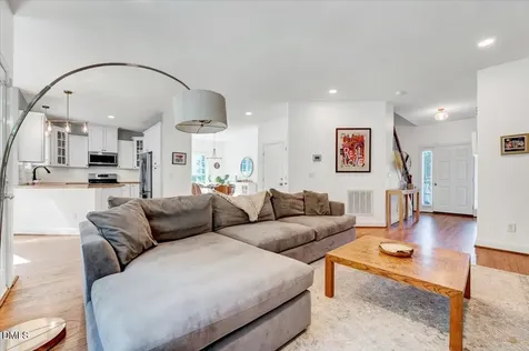 1009 Country Glen Court Apex NC 27502
