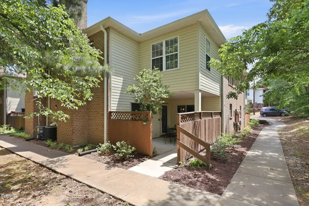 381 Summerwalk Circle Chapel Hill NC 27517