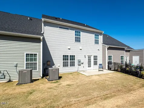 560 Barneswyck Drive Fuquay Varina NC 27526