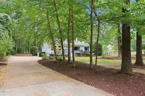9812 Gralyn Road Raleigh NC 27613