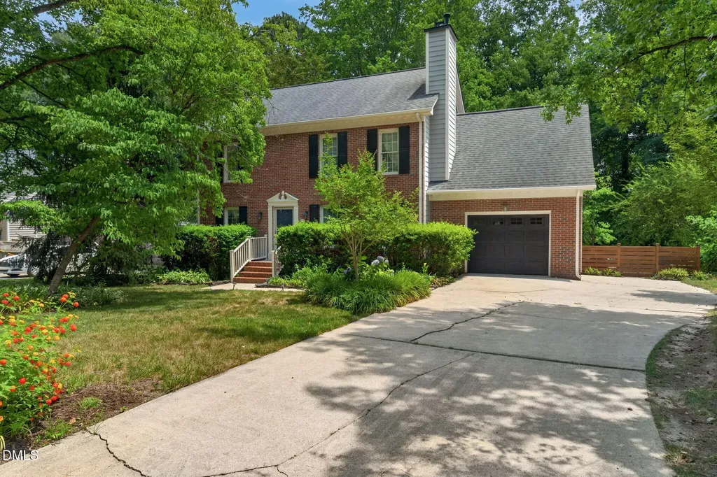 1104 Fallen Oak Drive Apex NC 27502