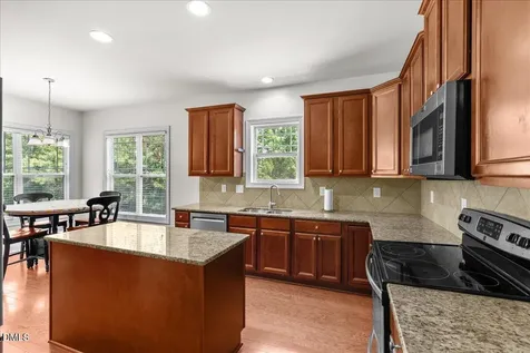 125 Boxwood Drive Youngsville NC 27596