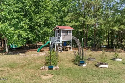125 Boxwood Drive Youngsville NC 27596