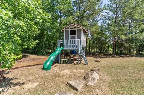 125 Boxwood Drive Youngsville NC 27596