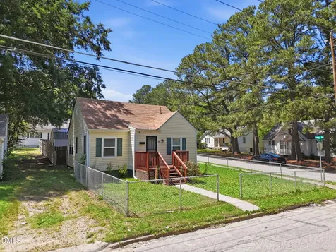 427 N Clark Street Henderson NC 27536