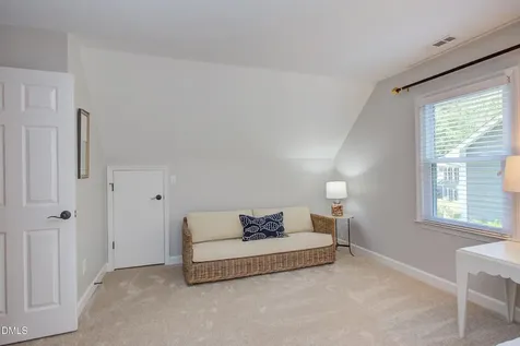 1832 Chedworth Court Chapel Hill NC 27517