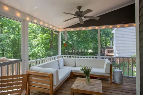 1832 Chedworth Court Chapel Hill NC 27517