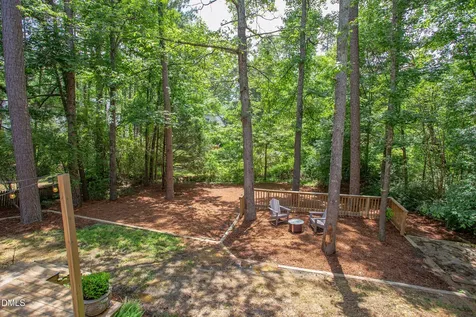 1832 Chedworth Court Chapel Hill NC 27517