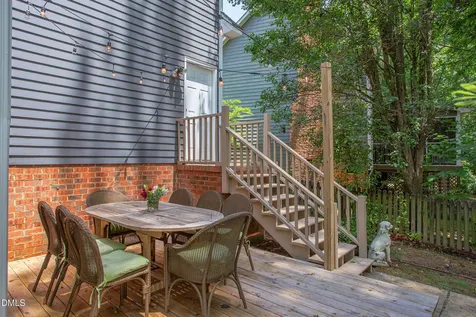1832 Chedworth Court Chapel Hill NC 27517