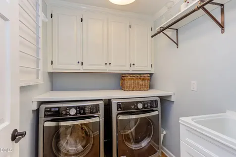 1832 Chedworth Court Chapel Hill NC 27517