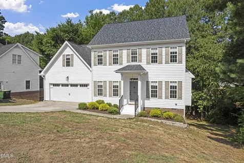 729 Little Leaf Court Holly Springs NC 27540