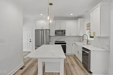 729 Little Leaf Court Holly Springs NC 27540