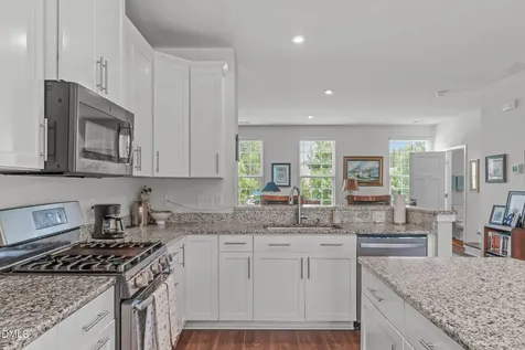 1092 Ambergate Station Apex NC 27502