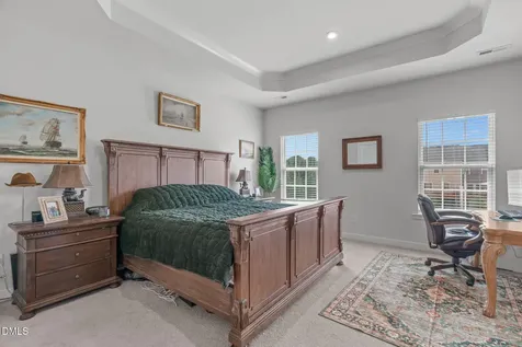 1092 Ambergate Station Apex NC 27502