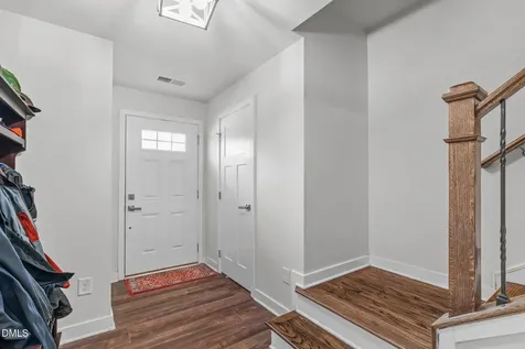 1092 Ambergate Station Apex NC 27502