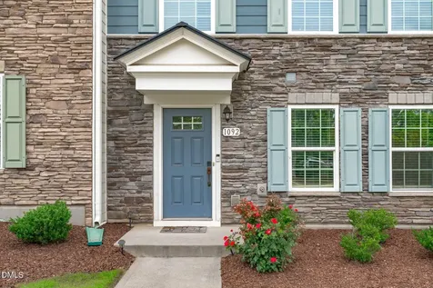 1092 Ambergate Station Apex NC 27502