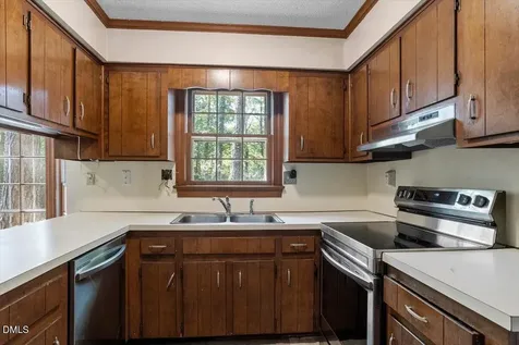 1313 Bloomingdale Drive Cary NC 27511