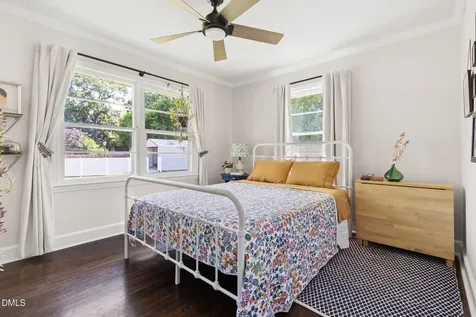 523 Central Avenue Hillsborough NC 27278
