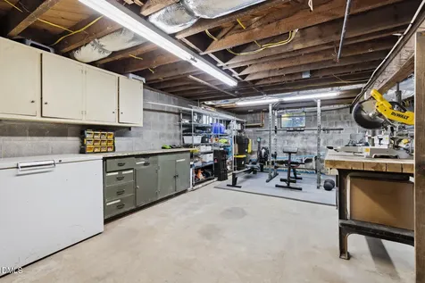 523 Central Avenue Hillsborough NC 27278
