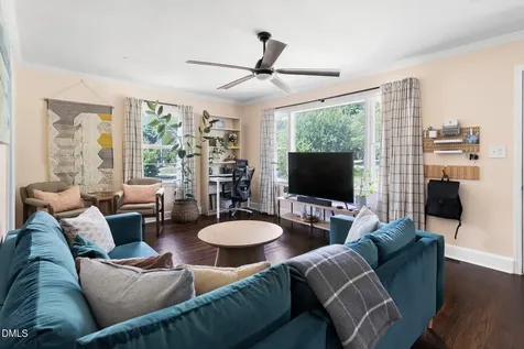 523 Central Avenue Hillsborough NC 27278