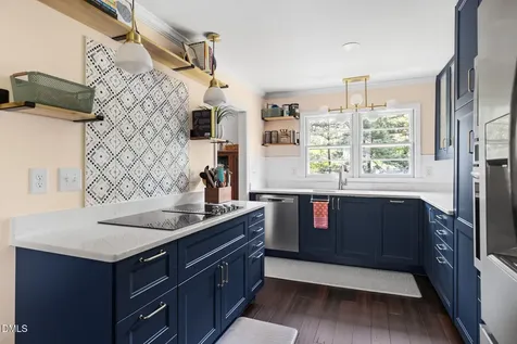 523 Central Avenue Hillsborough NC 27278