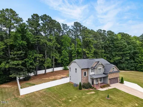 250 Carsons Creek Trail Wendell NC 27591