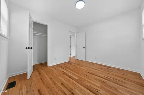 2106 Southgate Drive Raleigh NC 27610
