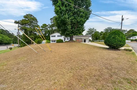 2106 Southgate Drive Raleigh NC 27610