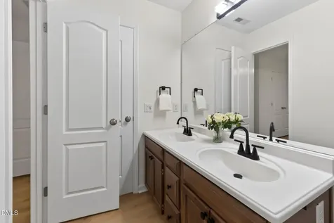 109 Chessington Court Cary NC 27513