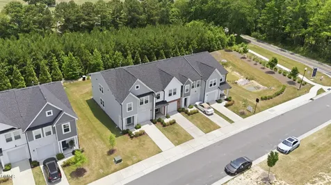 404 Barrington Row Avenue Zebulon NC 27597