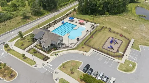 404 Barrington Row Avenue Zebulon NC 27597