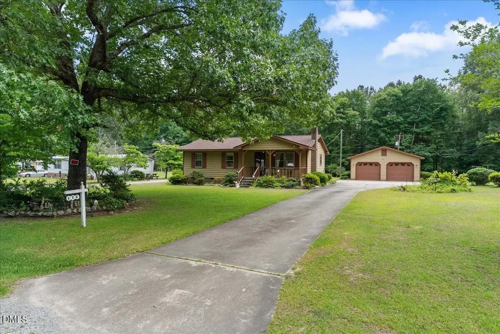 311 Farley Circle Roanoke Rapids NC 27870