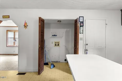 311 Farley Circle Roanoke Rapids NC 27870
