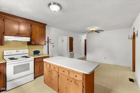 311 Farley Circle Roanoke Rapids NC 27870