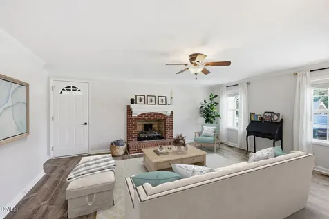 695 Old Route 22 Kenly NC 27542