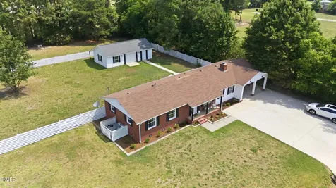 695 Old Route 22 Kenly NC 27542