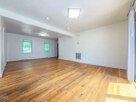 933 Greenwood Circle Cary NC 27511