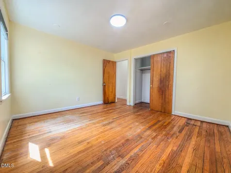 933 Greenwood Circle Cary NC 27511