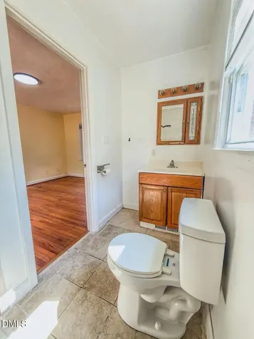 933 Greenwood Circle Cary NC 27511