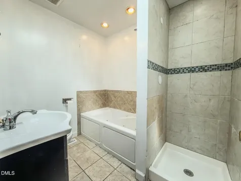 933 Greenwood Circle Cary NC 27511