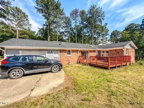 933 Greenwood Circle Cary NC 27511