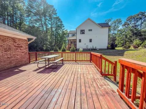 933 Greenwood Circle Cary NC 27511