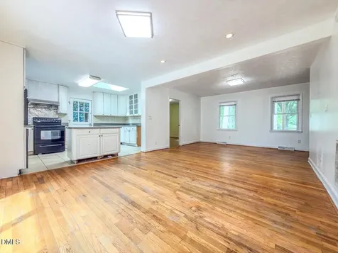 933 Greenwood Circle Cary NC 27511