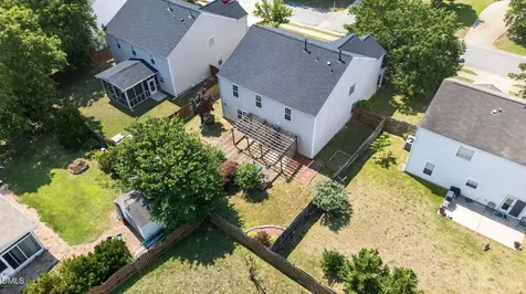 1012 Breeze Lane Clayton NC 27520