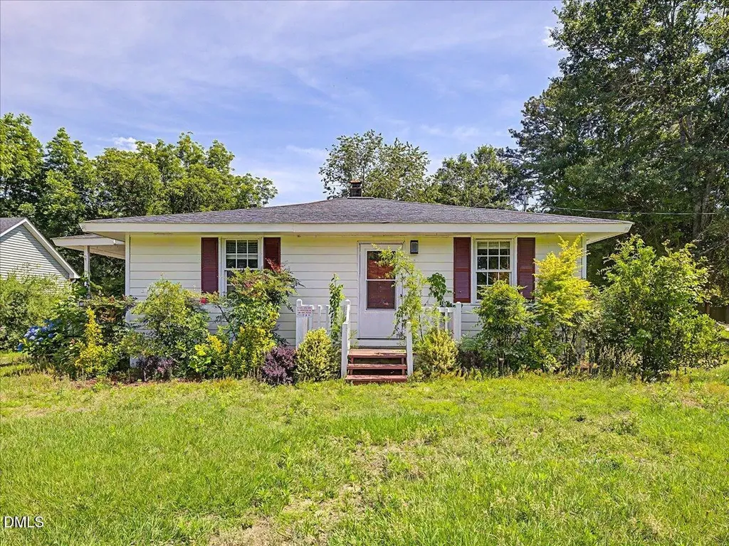 1828 Nc 42 Highway Willow Springs NC 27592