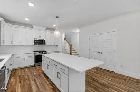 516 Heather Drive Raleigh NC 27606