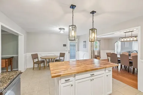 616 Maple Lane Raleigh NC 27603