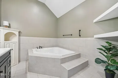 616 Maple Lane Raleigh NC 27603