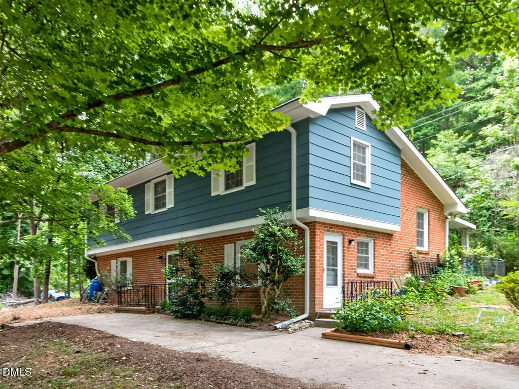 411 Yorktown Drive Chapel Hill NC 27516