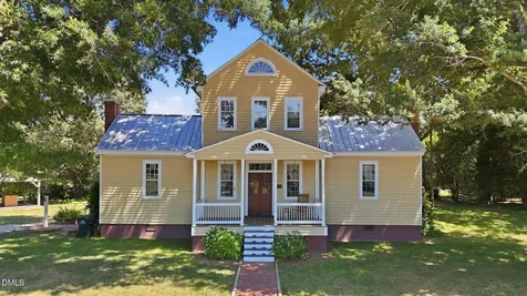 462 Darius Pearce Road Youngsville NC 27596